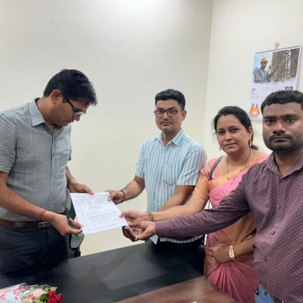 कैशलेस चिकित्सा को लेकर संघ ने की वित्त मंत्री से मुलाकात, मंत्री ने दिया पहल का ठोस आश्वासन