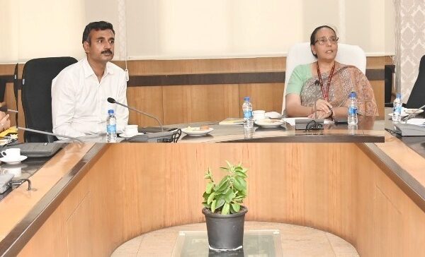 छत्तीसगढ़ विजन डॉक्यूमेंट : केन्द्रीय नीति आयोग की सलाहकार निधि छिब्बर ने ली प्रगति की जानकारी