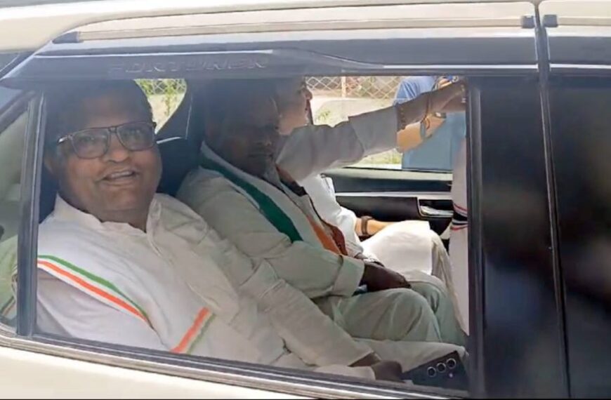 जैतखाम विवाद : आगजनी की जांच करने कांग्रेस की समिति बलौदाबाजार रवाना, PCC अध्यक्ष को सौंपेगी रिपोर्ट…