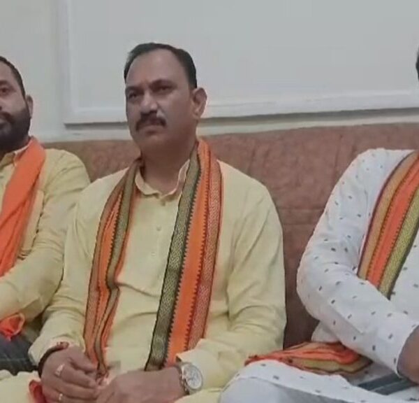 बलौदाबाजार हिंसा मामला: स्वास्थ्य मंत्री जायसवाल ने पूर्व सीएम बघेल के बयान का किया पलटवार, कहा- हिंसा घटना के लिए कांग्रेसी हैं जिम्मेदार…