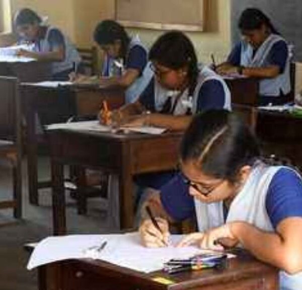 छत्तीसगढ़ माध्यमिक शिक्षा मण्डल ने जारी किया 10वीं और 12वीं के द्वितीय मुख्य परीक्षा के टाइम टेबल, जानिए कब से कब तक होगी परीक्षाएं…