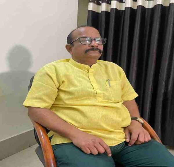 छत्तीसगढ़ स्टेट फार्मेसी काउंसिल के रजिस्ट्रार चयन पर फिर विवाद : नियमों को ताक पर रखकर तृतीय वर्ग कर्मचारी को रजिस्ट्रार बनाने का आरोप