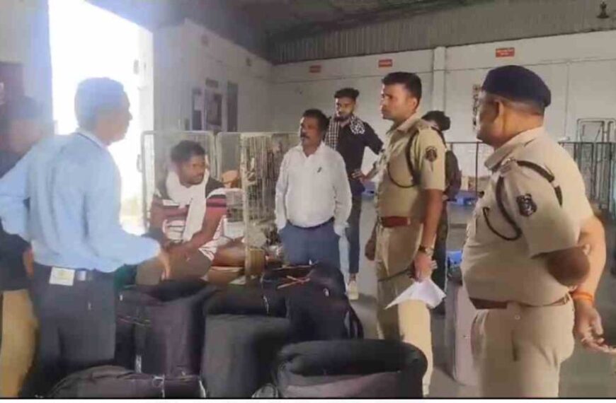 राजधानी में चाकूबाजी पर एक्शन में पुलिस, ऑनलाइन चाकू बेचने वाले अमेजान शॉपिंग साइट के गोदामों में मारा छापा, नोटिस देकर ग्राहकों की मांगी जानकारी