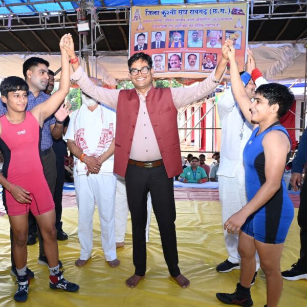 वित्त मंत्री ओपी चौधरी ने रामलीला मैदान में अखिल भारतीय कुश्ती प्रतियोगिता का किया शुभारंभ