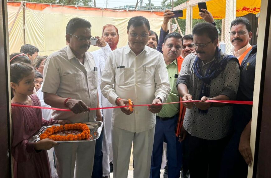 उद्योग मंत्री श्री देवांगन ने मुस्लिम समाज के सामुदायिक भवन का किया लोकार्पण, कीचन शेड और अन्य विकास कार्यो के लिए 15 लाख रूपए की घोषणा की