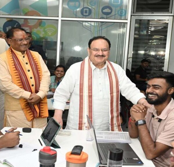 नालंदा परिसर में युवाओं ने ली भाजपा सदस्यता, सीएम साय ने कहा-