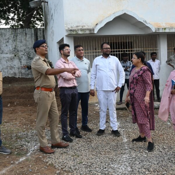 तेलासीपुरी धाम का दौरा कर गुरुदर्शन मेले की तैयारी का  कलेक्टर-एसपी ने लिया जायजा
