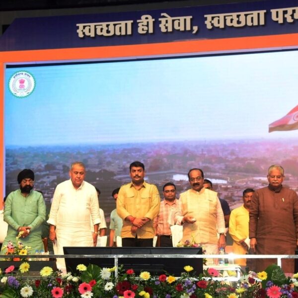 उप मुख्यमंत्री अरुण साव ने ‘स्वच्छता परमो धर्मः’ थीम सॉन्ग का वीडियो किया लॉन्च