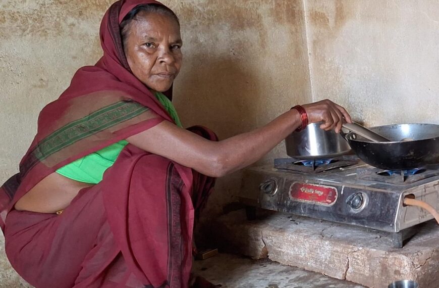 इस दिवाली, गरीब महिलाओं के हाथ नहीं रहेंगे खाली, हाथों में पैसा होने से खरीद पाएंगी जरूरी सामान