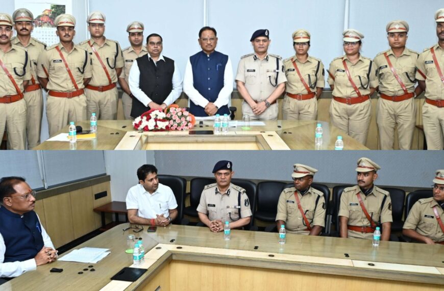 मुख्यमंत्री से पुलिस प्रशिक्षण अकादमी में प्रशिक्षण प्राप्त कर रहे प्रशिक्षणार्थियों ने की सौजन्य मुलाकात