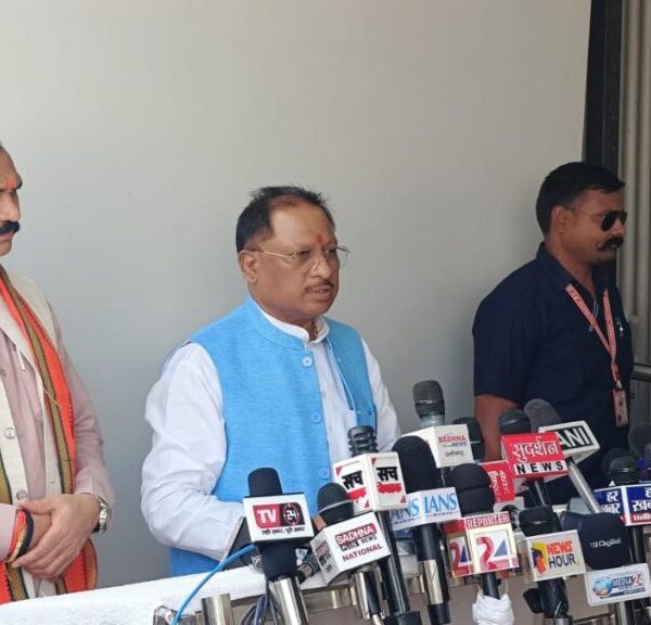 रायपुर दक्षिण विधानसभा उपचुनाव: CM साय ने किया बीजेपी की जीत का दावा, कांग्रेस प्रत्याशी घोषित न होने को लेकर कसा तंज