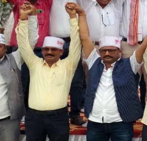 छत्तीसगढ़ में आज 1 लाख 80 हजार शिक्षक करेंगे हड़ताल, इन 5 सूत्रीय मांगों को लेकर सभी जिला मुख्यालयों में निकाली जाएगी रैली