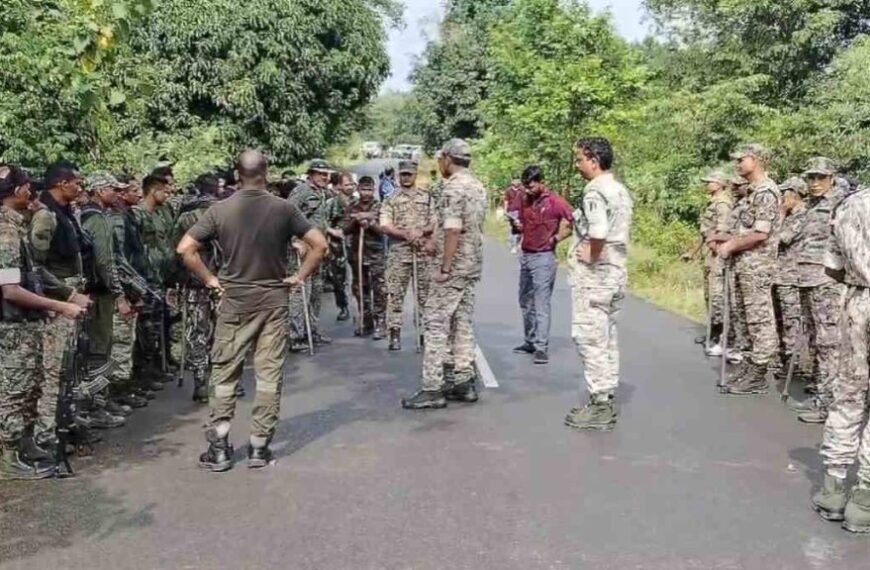 धर्मांतरण के मुद्दे पर आदिवासी बहुल गांव में मचा बवाल, भारी संख्या में पुलिस बल तैनात…