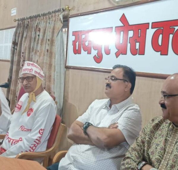 छत्तीसगढ़ीभाषी राज्य सम्मेलन: नंदकिशोर शुक्ल ने कहा- छत्तीसगढ़ियों के साथ हुआ षड्यंत्र, नहीं मिलने दिया छत्तीसगढ़ीभाषी राज्य का दर्जा