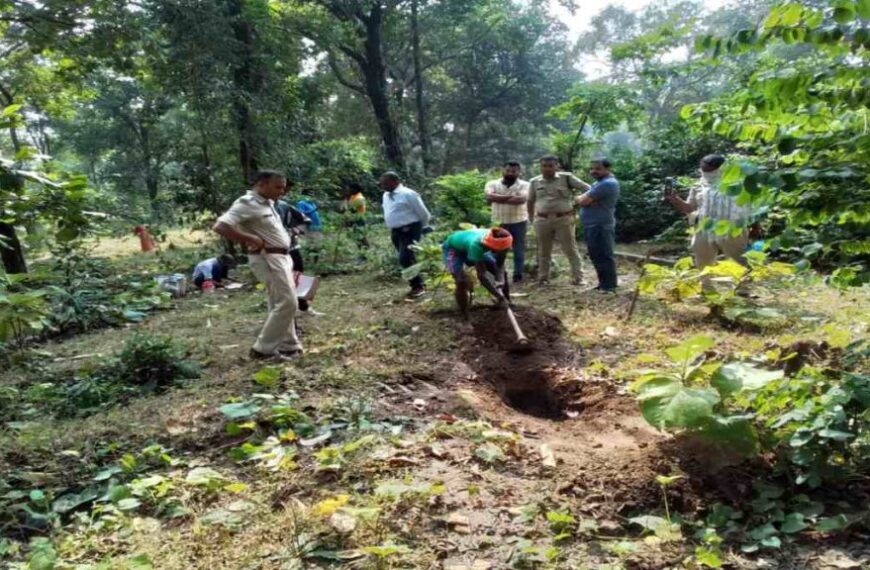 DNA टेस्ट करने नवजात शिशु के शव को कब्र से निकाला, नाबालिग ने बच्चे को दिया था जन्म, कुछ घंटे बाद हुई थी मौत