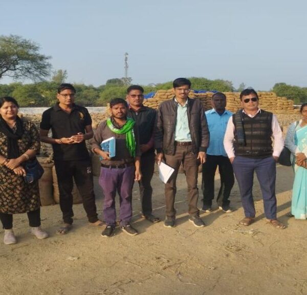 अवैध धान संग्रहण पर बड़ी कार्रवाई, सत्यापन में मिलान नहीं होने पर 1222 क्विंटल धान का कराया गया रकबा समर्पण