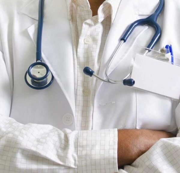 बड़ी कार्रवाई : लंबे समय से अनुपस्थित 27 चिकित्सा अधिकारियों-विशेषज्ञ चिकित्सकों को किया सेवा मुक्त