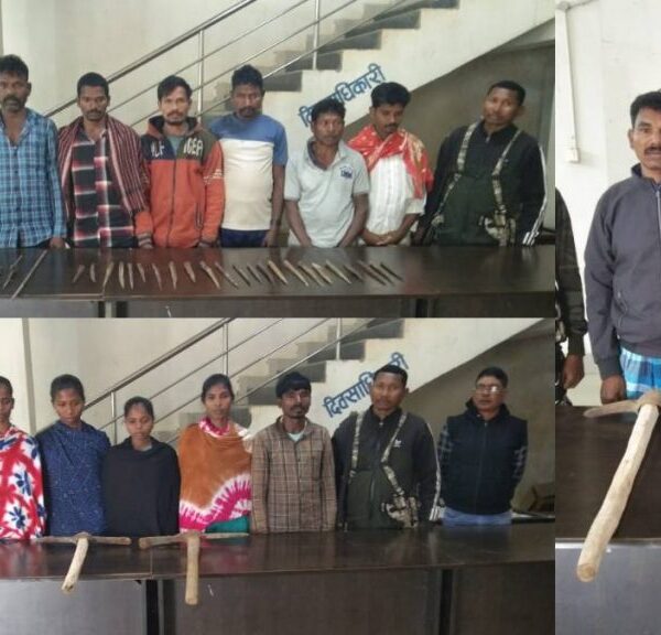 पुलिस को मिली बड़ी कामयाबी, 8 इनामी समेत 14 हार्डकोर नक्सली गिरफ्तार, इधर जवानों ने 2 IED किया डिफ्यूज 