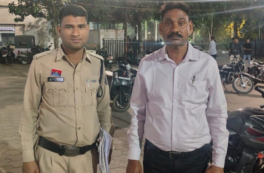 पुलिस की वर्दी में ठग : सस्ते में जमीन दिलाने के नाम पर पुलिसवालों को लगाया करोड़ों का चूना, आरोपी हवलदार गिरफ्तार