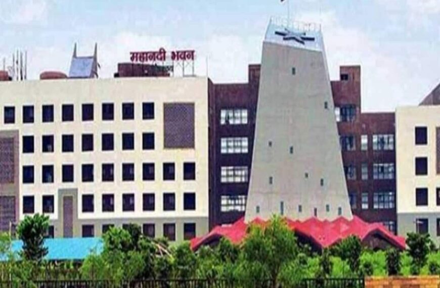 18 तहसीलदारों और अधीक्षक भू-अभिलेख अधिकारियों को डिप्टी कलेक्टर पद पर किया गया प्रमोट, देखें पूरी लिस्ट