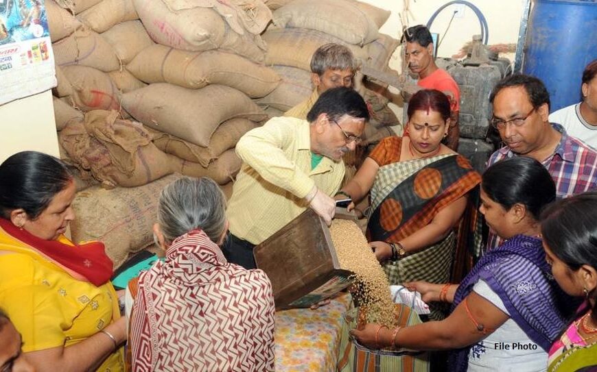 पीडीएस राशन में 11 लाख का घोटाला नोटिस का जवाब नहीं, अब FIR की तैयारी