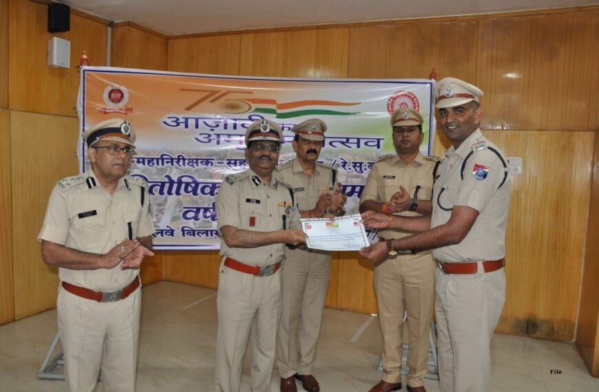 DG Insignia is Awarded: इंस्पेक्टर कर्मपाल सिंह गुर्जर समेत इन 201 अफसरों को मिलेगा अवार्ड