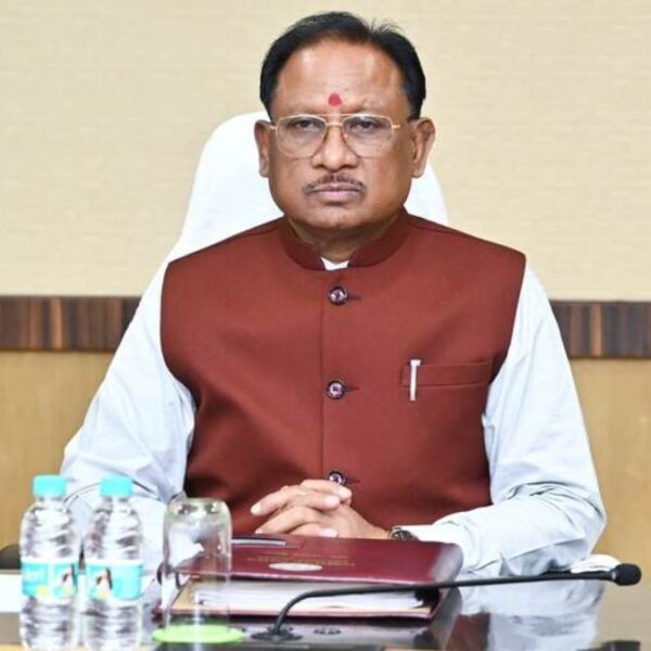 संवैधानिक मर्यादाओं का सम्मान जरूरी: आदिवासी समाज और मातृशक्ति का अपमान देश कभी स्वीकार नहीं करेगा : मुख्यमंत्री विष्णुदेव साय