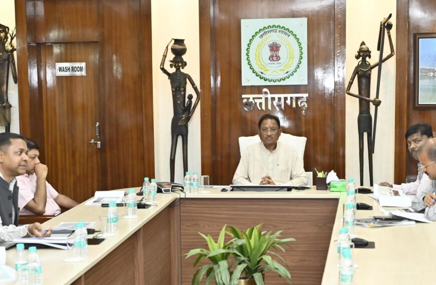 मुख्यमंत्री ने जल संसाधन विभाग के कामकाज की समीक्षा की