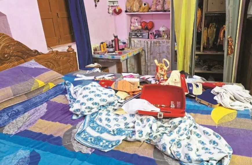 रिटायर्ड फौजी के घर चोरों ने बोला धावा: लाखों के आभूषण और नकदी पर किया हाथ साफ, पुलिस पर लापरवाही का आरोप
