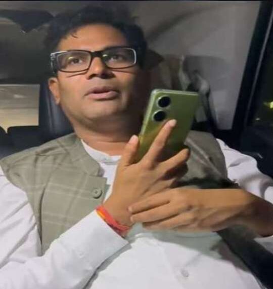 कुछ जरूरत रहेगी तो बताना… वित्त मंत्री ओपी चौधरी ने 12वीं के टॉपर अखिल से की बातचीत, जानिए क्यों कहा फाइनेंस क्षेत्र के एक्सपर्ट्स से मिलाने की बात…