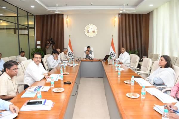 तेजी से विस्तार ले रहे नगरीय क्षेत्रों का व्यवस्थित नियोजन जरूरी : मुख्यमंत्री डॉ. मोहन यादव
