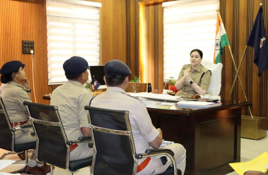 SP अंकिता शर्मा ने सुशासन त्यौहार में मिले शिकायतों को लेकर TI-अधिकारियों की ली बैठक, तत्काल निवारण के दिए आदेश