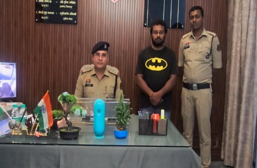 स्कूल फीस के नाम पर अभिभावकों से लाखों रुपये की ठगी, फरार आरोपी लेखापाल गिरफ्तार