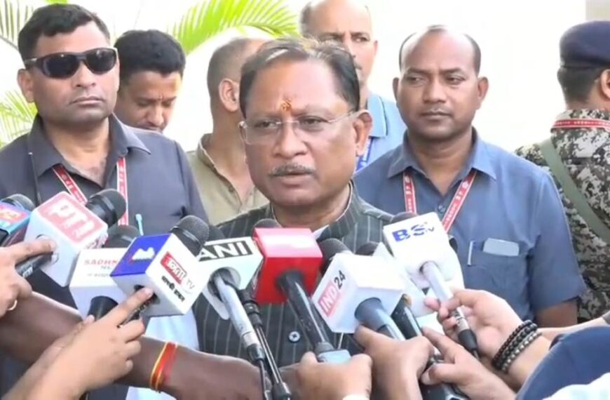नक्सल ऑपरेशन को लेकर तेलंगाना सीएम के बयान की CM साय ने की निंदा, कहा- कितने निर्दोषों की हत्या कर दी जाती है, क्या यह नहीं दिखता