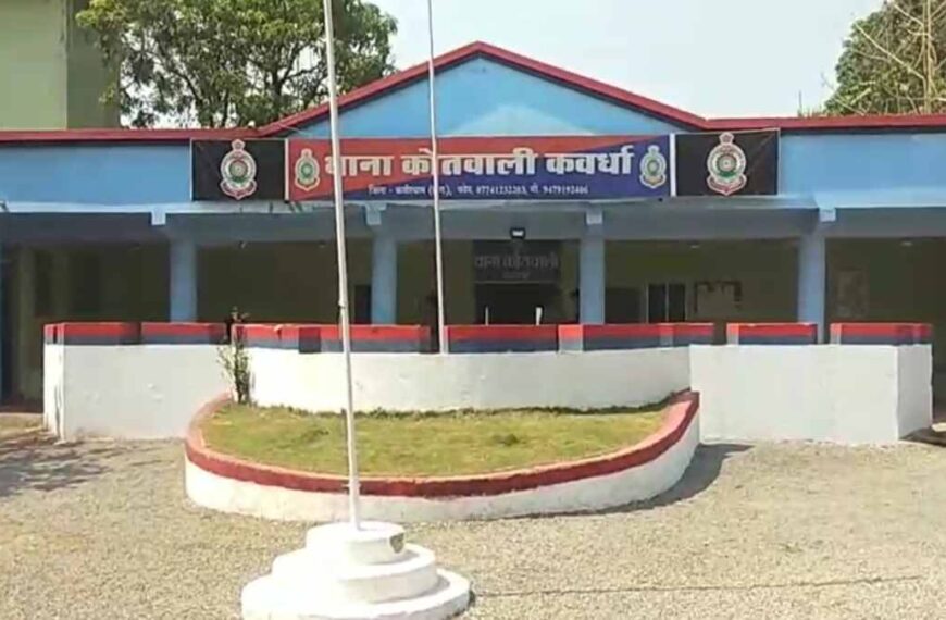 प्रधान आरक्षक पर नौकरी दिलाने के नाम पर 3 लोगों से 5-5 लाख लेने का आरोप, पीड़ित सैनिकों ने थाने में की शिकायत