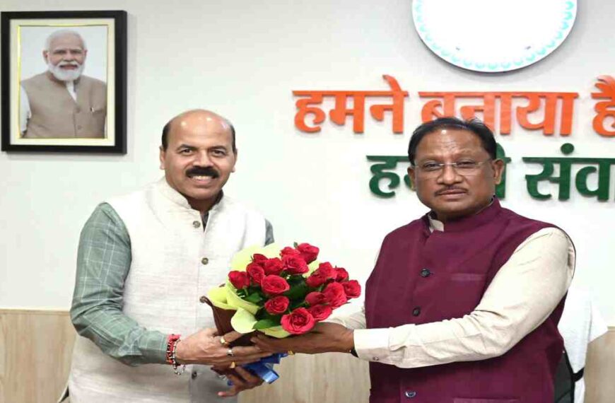 रायपुर में तीन दिवसीय राष्ट्रीय आम महोत्सव : सीएम साय को कुलपति ने दिया न्योता, कृषि विश्वविद्यालय में आम की 200 से अधिक किस्मों की लगेगी प्रदर्शनी