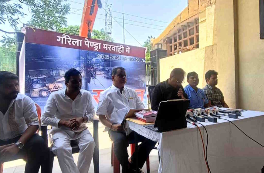 अजीत जोगी की प्रतिमा हटाने पर बिफरे अमित जोगी, दी आंदोलन की चेतावनी