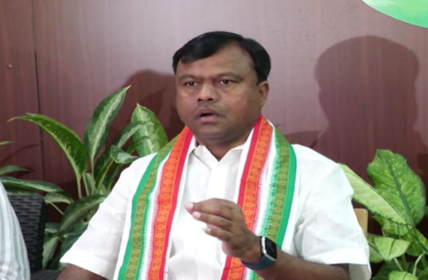 पटवारी सुसाइड मामला : PCC चीफ दीपक बैज ने की उच्च स्तरीय जांच की मांग, कहा –