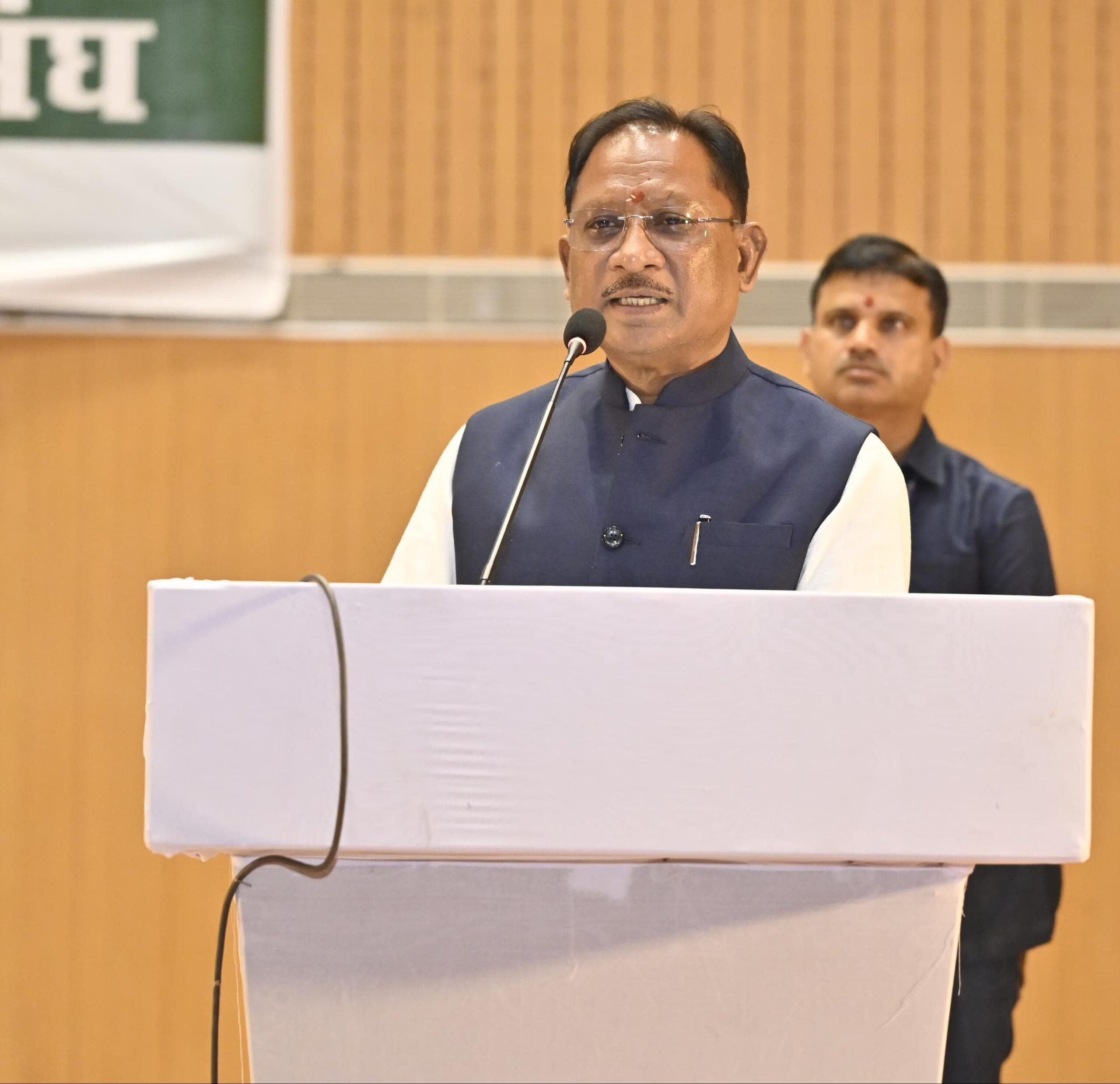 मुख्यमंत्री विष्णु देव साय के नेतृत्व में ई-गवर्नेंस की ओर बड़ा कदम: अब कर्मचारियों की ‘कुंडली’ मोबाइल एप पर
