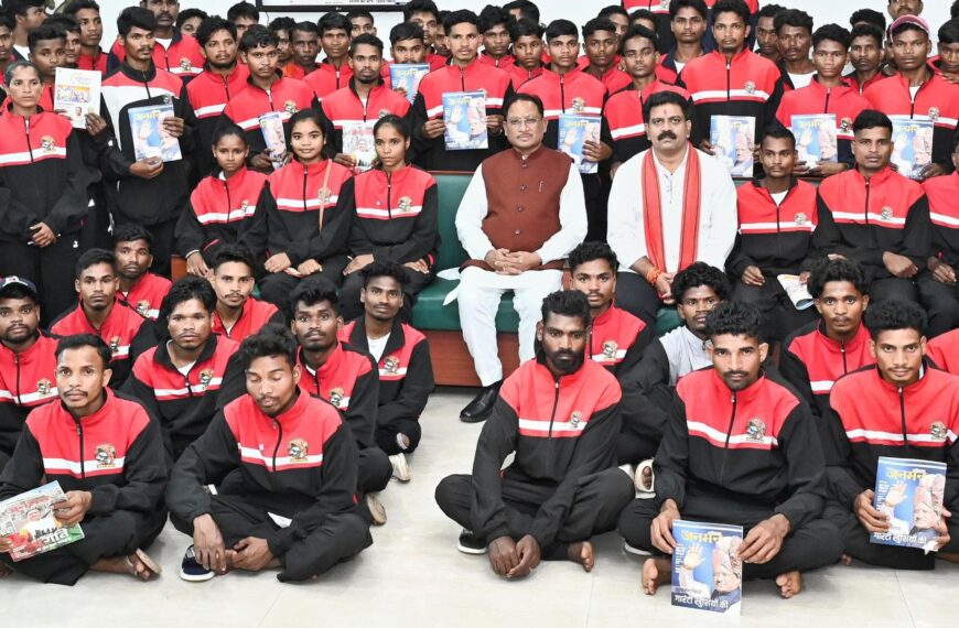 खूब पढ़ें और आगे बढ़ें, सरकार आपके साथ है- मुख्यमंत्री विष्णुदेव साय