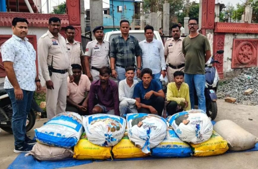 महुआ शराब बेचने वाले गिरोह का भंडाफोड़