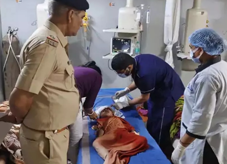 इमरजेंसी विंडो से गिरा 4 साल का बच्चा