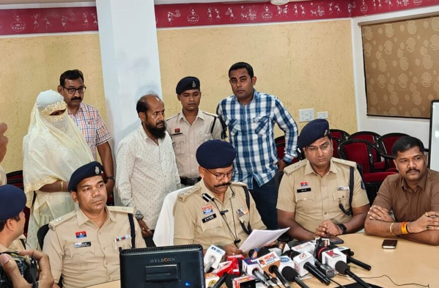 बांग्लादेशियों पर शिकंजा : 16 साल से राजधानी में रह रहे थे बांग्लादेशी दंपत्ति, अंडा ठेला चलाते-चलाते फर्जी दस्तावेजों से बने भारतीय, पुलिस ने दबोचा