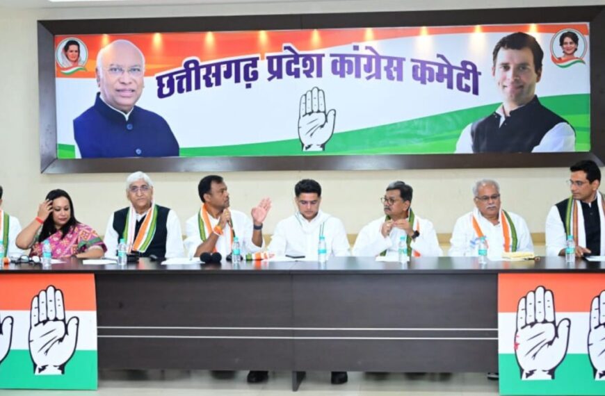 कांग्रेस पॉलिटिकल अफेयर्स कमेटी की बैठक में क्यों भड़के पूर्व सीएम भूपेश बघेल