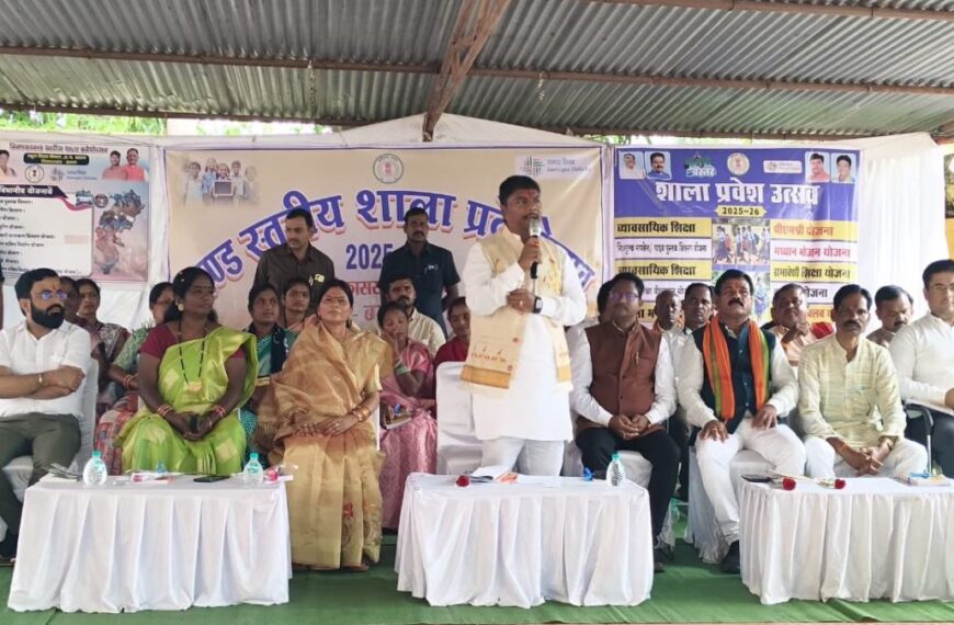 शाला प्रवेश उत्सव : मंत्री केदार कश्यप ने छात्रों का किया स्वागत, बोले- शिक्षा ही समाज और व्यक्ति के विकास की असली ताकत