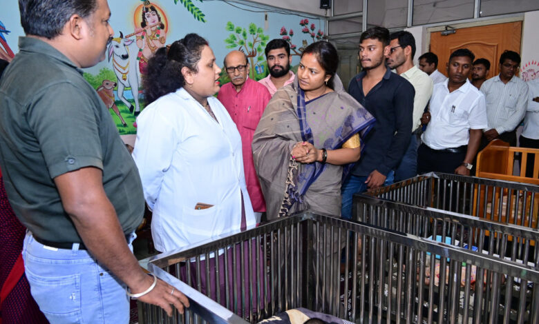 मंत्री लक्ष्मी राजवाड़े ने किया सेवा भारतीय मातृ छाया शिशु गृह का निरीक्षण