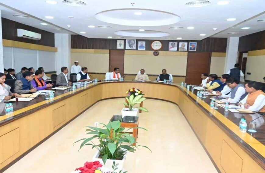 साय कैबिनेट की बैठक 30 जुलाई को, कर्मचारी हित, खाद-बीज संकट और धान खरीदी नीति पर हो सकती है बड़ी घोषणाएं