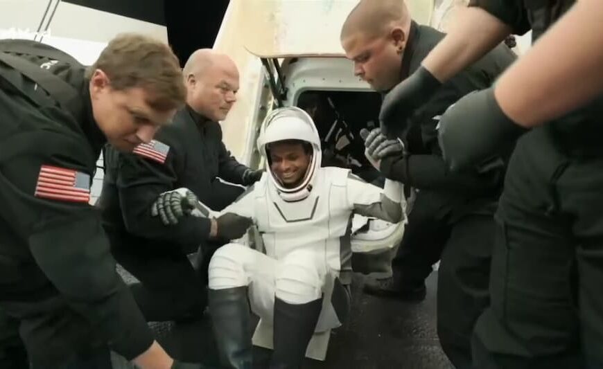 ड्रैगन कैप्सूल से बाहर निकले शुभांशु शुक्ला, चेहरे पर दिखी गर्व की मुस्कान..