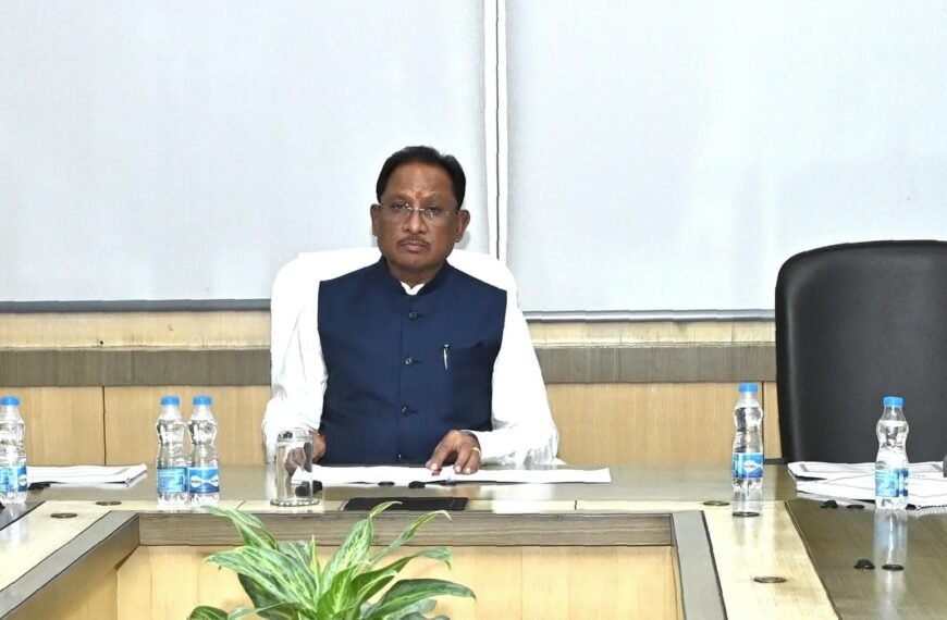 मुख्यमंत्री ने खाद की उपलब्धता को लेकर उच्च स्तरीय समीक्षा बैठक में अधिकारियों को दिए सख्त निर्देश