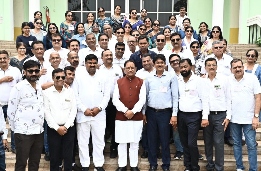 मुख्यमंत्री विष्णुदेव साय से जैन समाज के प्रतिनिधिमंडल ने की मुलाकात